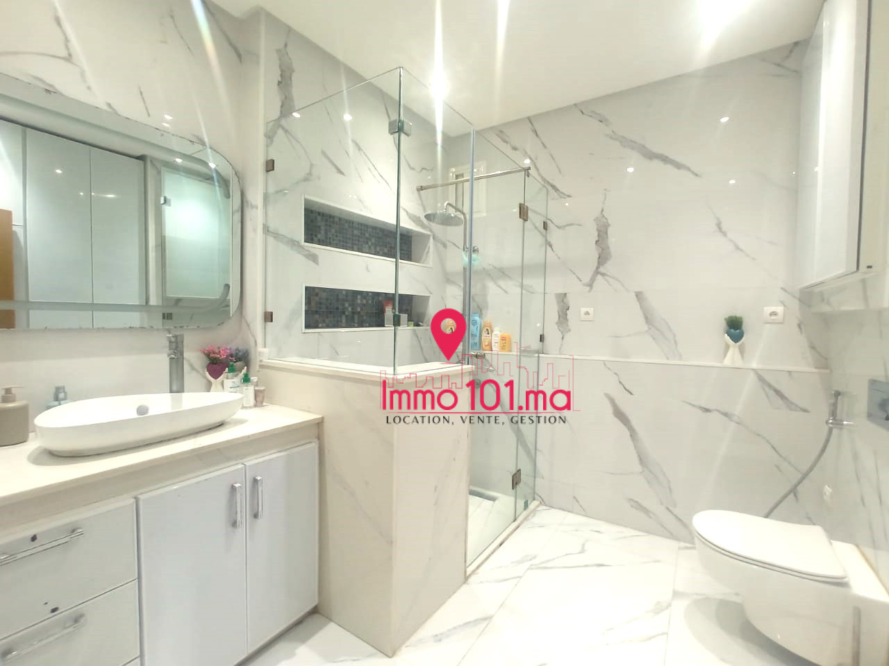 Appartement à vendre à Hay Riad YBV1977